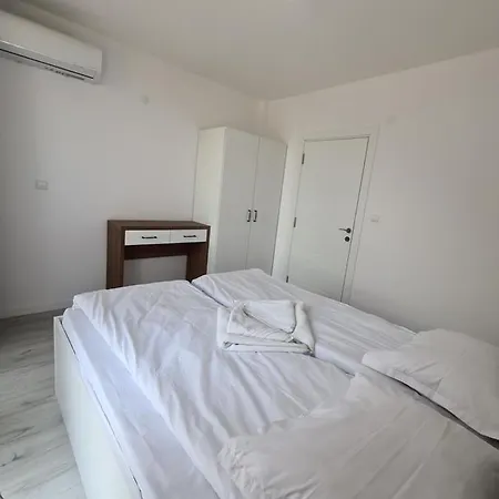 Dolphin * ابزور